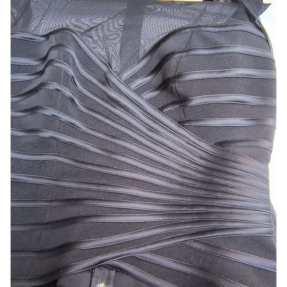 Black Mesh Long Sleeve Top Size 4 With Pleated Body & Back Zipper JS Collection - Picture 6 of 6